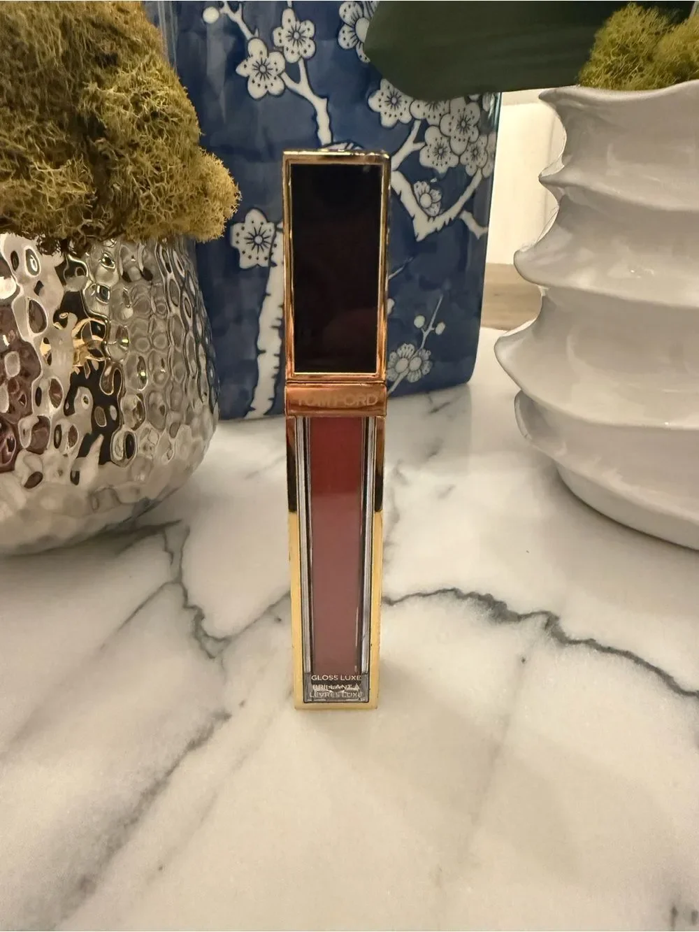 TOM FORD Gloss Luxe Lip Gloss in Inhibition